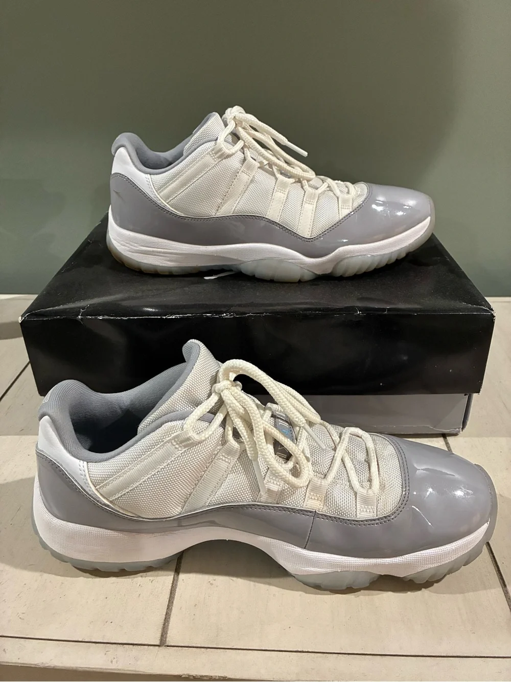 Jordan 11 Retro Low-Top Sneakers in White and Cement Gray size 11 with box